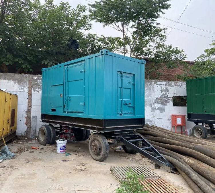 东港柴油发电机机组的控制器是如何操作使用的?